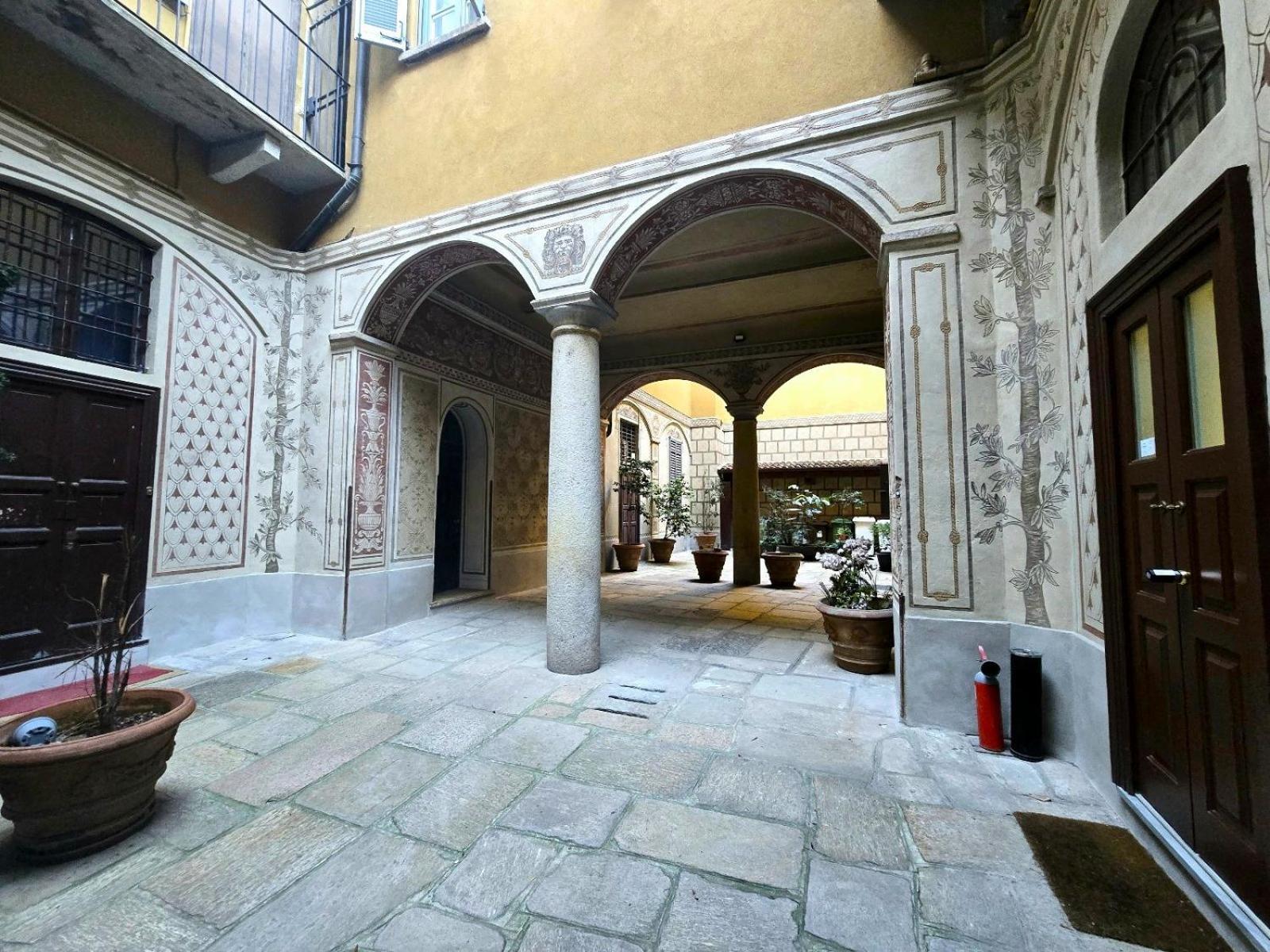 Apartment Yr - Duomo Mailand